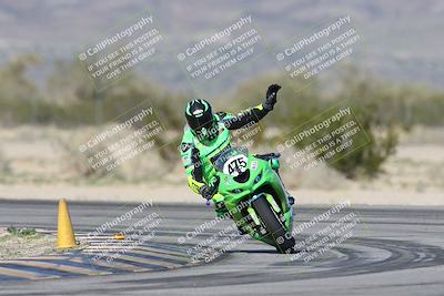 media/Jan-15-2026-Racers Edge (Thu) [[dfebeb70ab]]/3-B Group/Session 4 (Turn 5)/